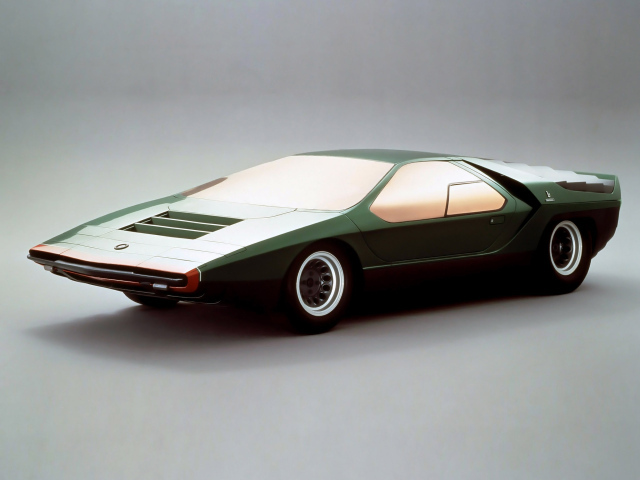 Фото автомобиля Alfa Romeo carabo