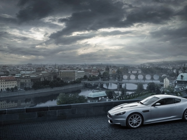 Фото автомобиля Aston Martin dbs