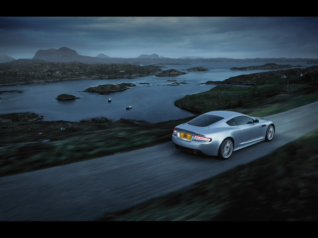 Надежный автомобиль Aston Martin dbs