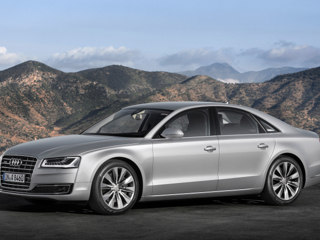 Надежная машина Audi A8 2014