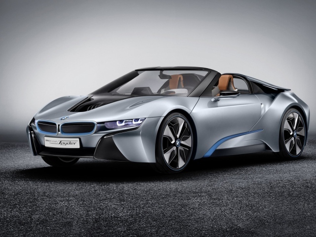 Серебристый Bmw i8 spyder