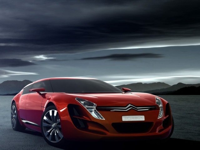 Красный Citroen C Metisse