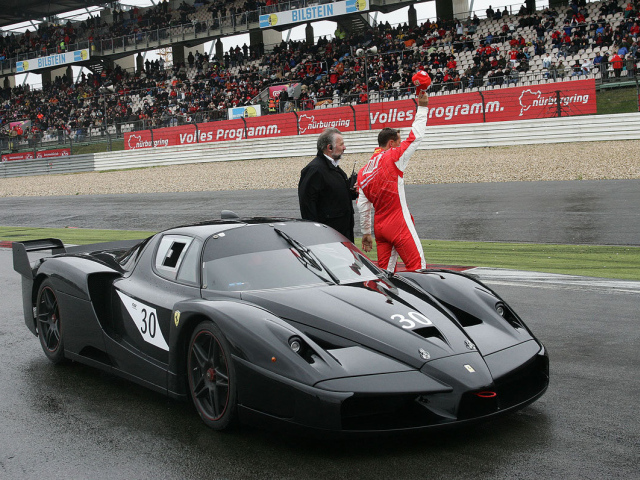 Черный Ferrari FXX