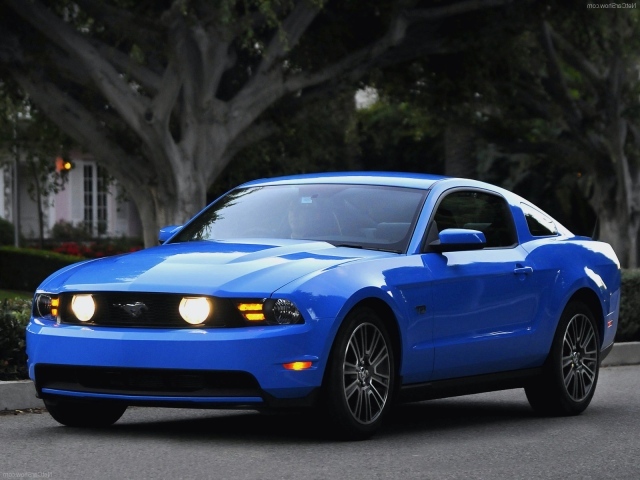 Дизайн автомобиля Ford Mustang 2014 года