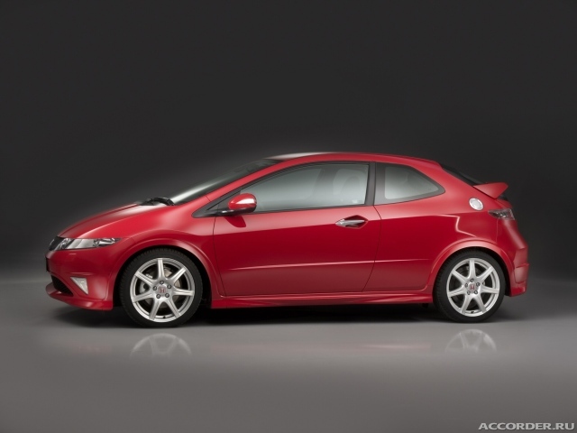 Надежный автомобиль Honda Civic 5D