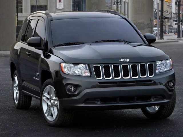 Jeep Compass в городе