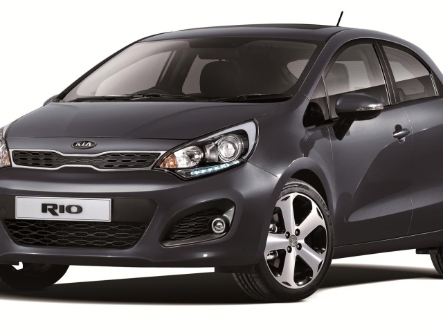 Тест драйв автомобиля Kia  Rio