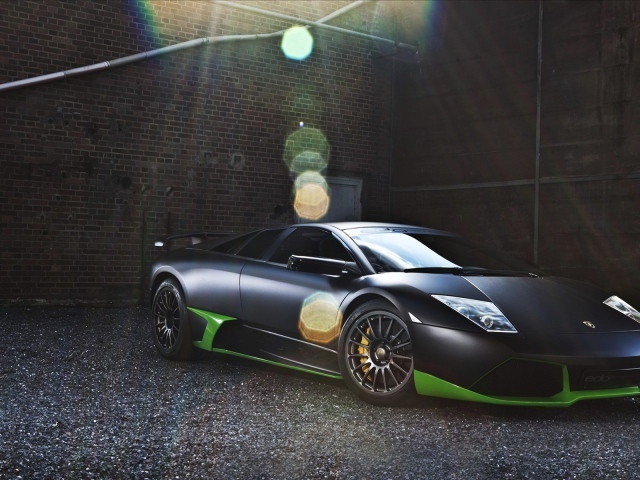 Машина Lamborghini lp750