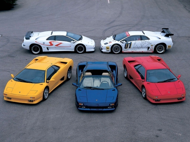 Надежная машина Lamborghini Diablo