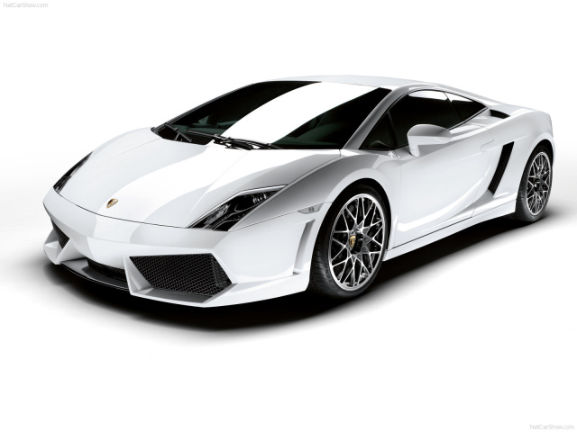 Надежная машина Lamborghini Gallardo