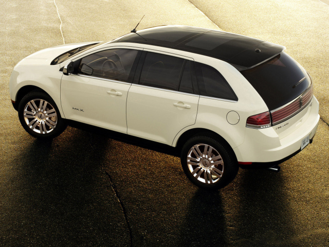 Новая машина Lincoln MKX