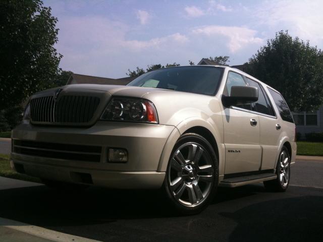 Тест драйв автомобиля Lincoln Navigator