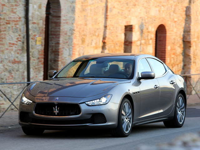 Новая машина Maserati Ghibli