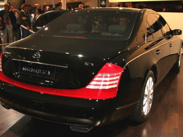  Надежный автомобиль Maybach  57