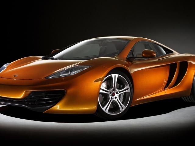 McLaren автомобиль
