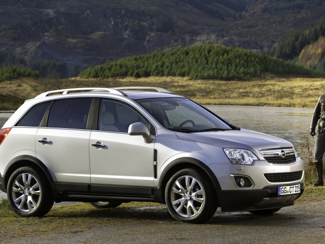 Надежная машина Opel Antara