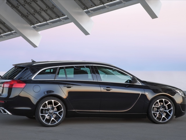 Фото автомобиля Opel Insignia