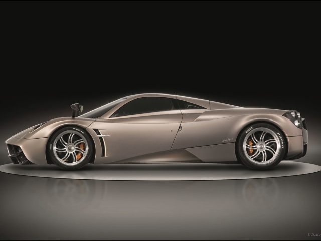 Новый автомобиль Pagani Huayra