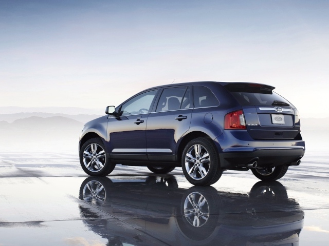 Новая машина Peugeot 6008 2014 