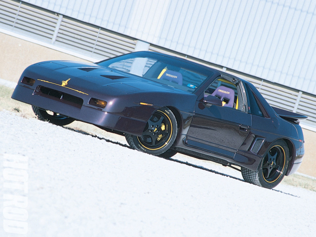 Фото автомобиля Pontiac Fiero