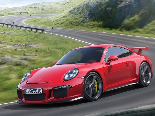 Автомобиль марки Opel Porsche 911 Turbo 2014