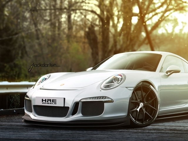 Белый Porsche 911 gt3