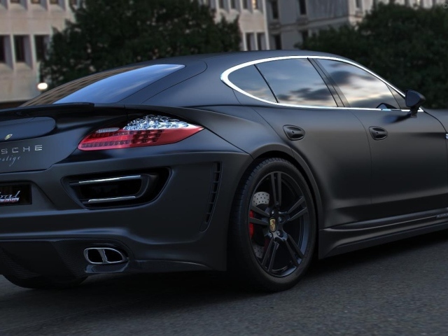 Porsche Panamera в городе