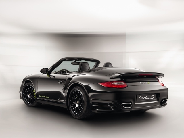 Машина Porsche Turbo S 918 Spyder