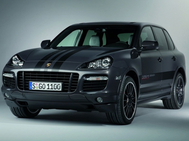 Спортивный Porsche Cayenne