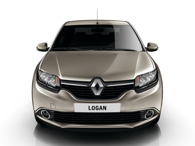 Красивый автомобиль Renault Logan в Москве