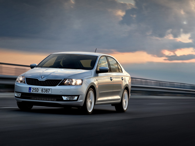 Фото автомобиля Skoda Rapid