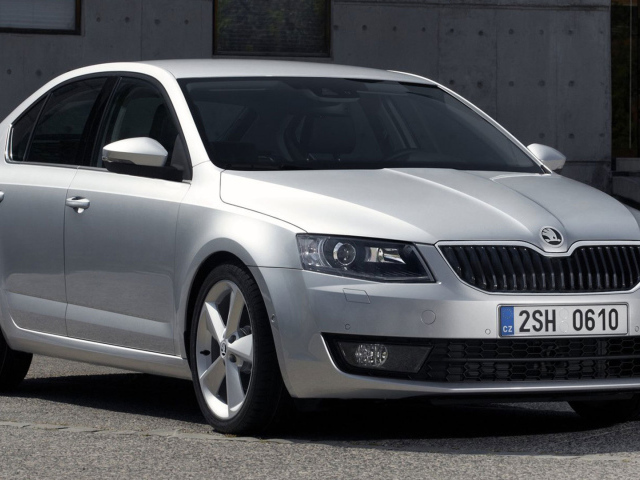 Новая машина Skoda Octavia 2013