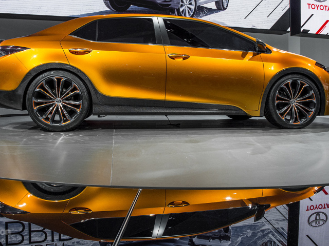 Фото автомобиля Toyota Corolla 2014 