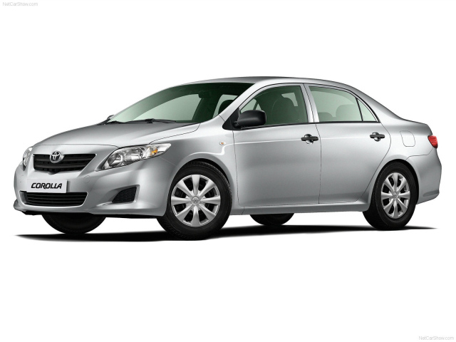 Новая машина Toyota Corolla