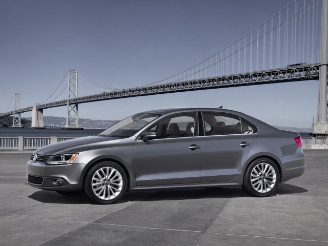 Надежный автомобиль Volkswagen Jetta