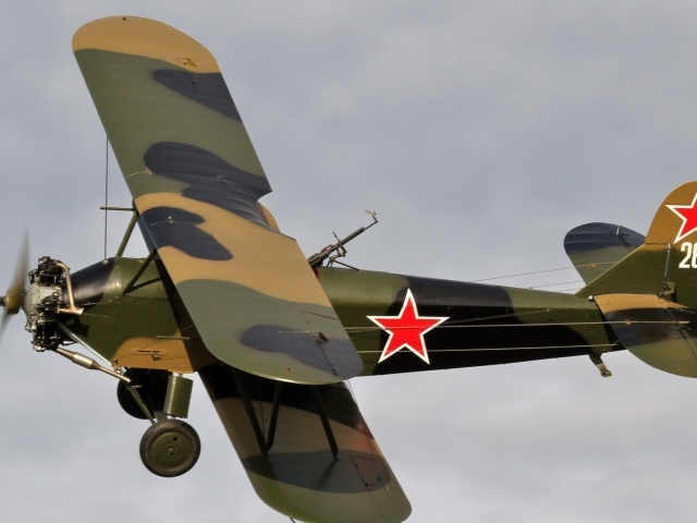 Полет одномоторного самолета