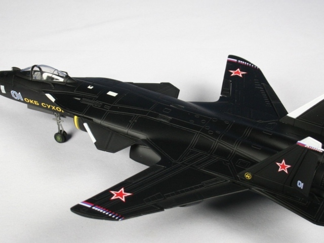 Модель нового истребителя