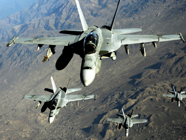 Самолеты над горами