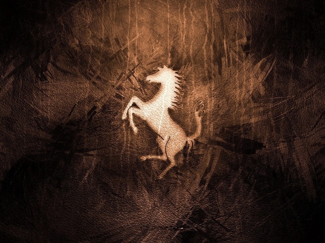 Bысеченая на камне лошадь