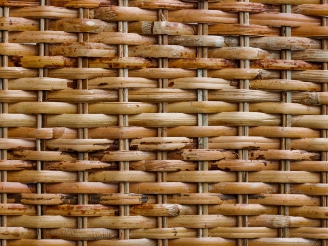 Плетенная корзина