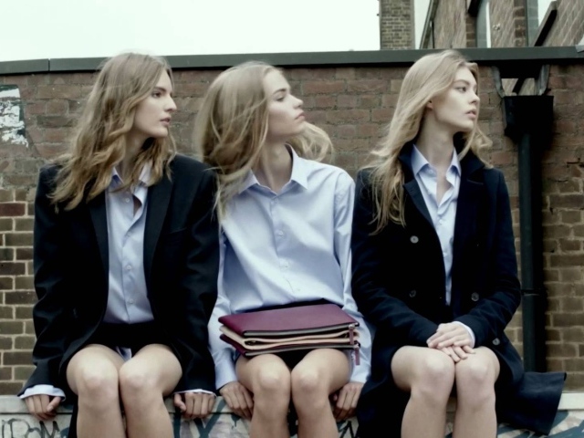 Одежда для девушек от Zara