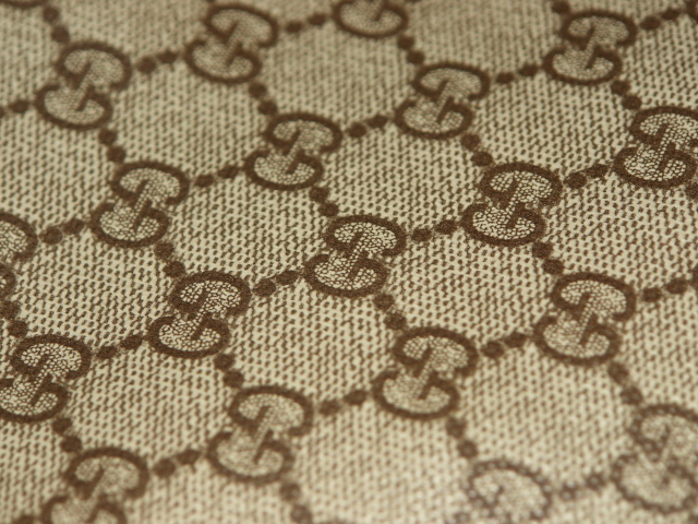 Текстура бренда Gucci