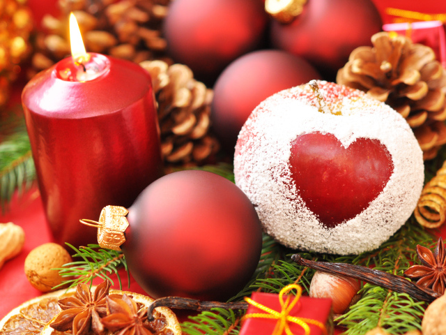 Сердечко на яблоке