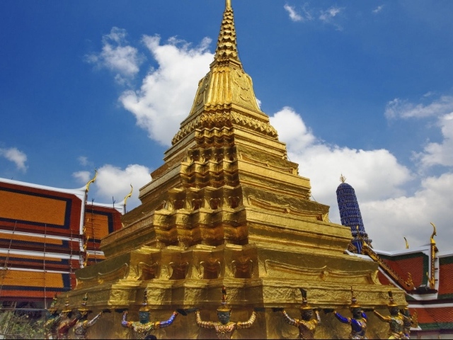 Буддийская пагода