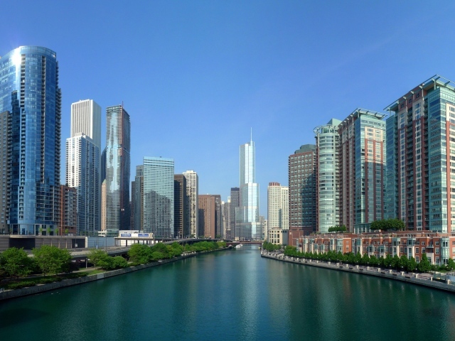 Река в городе Чикаго