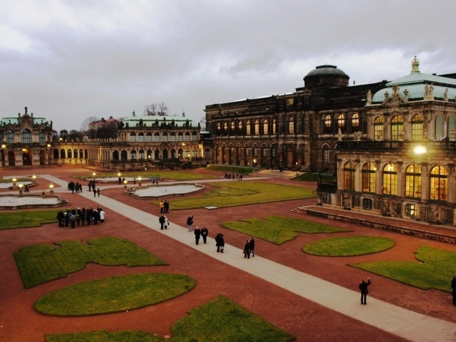 Площадь в Дрездене