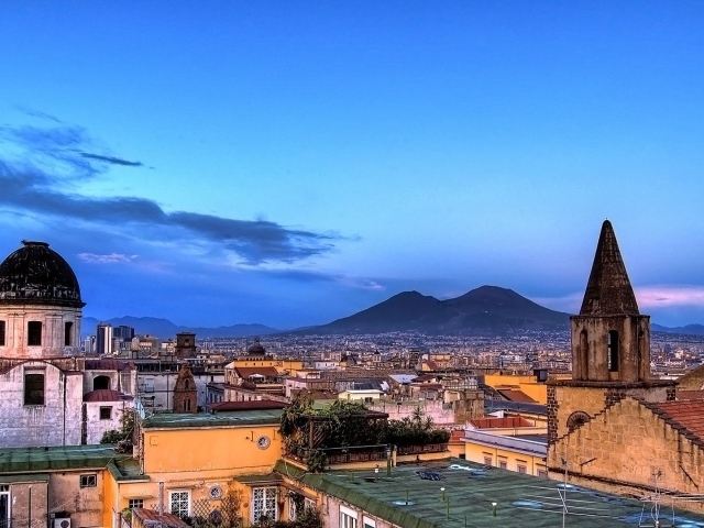 Городской пейзаж с крепостью