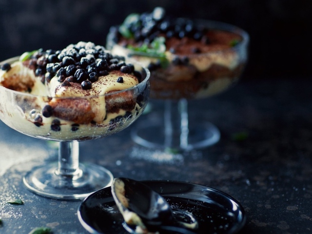 Черничный десерт