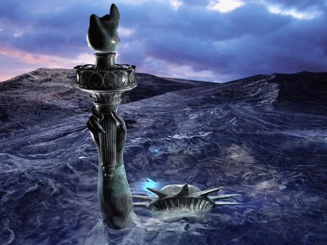 Статуя свободы под водой