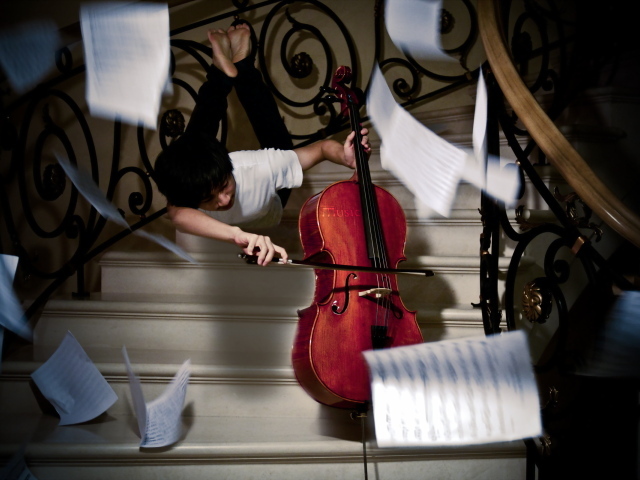 Игра на виолончели